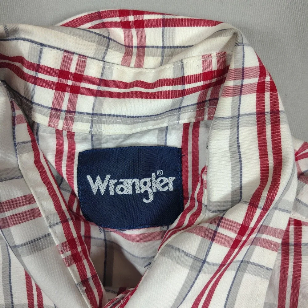 Wrangler Western Shirt Men Medium White Red Plaid Pearl Snap Short Sleeve Cotton